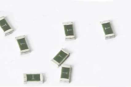 SMD Fuses: An Efficient Overcurrent Protection Solution for Compact PCB Designs